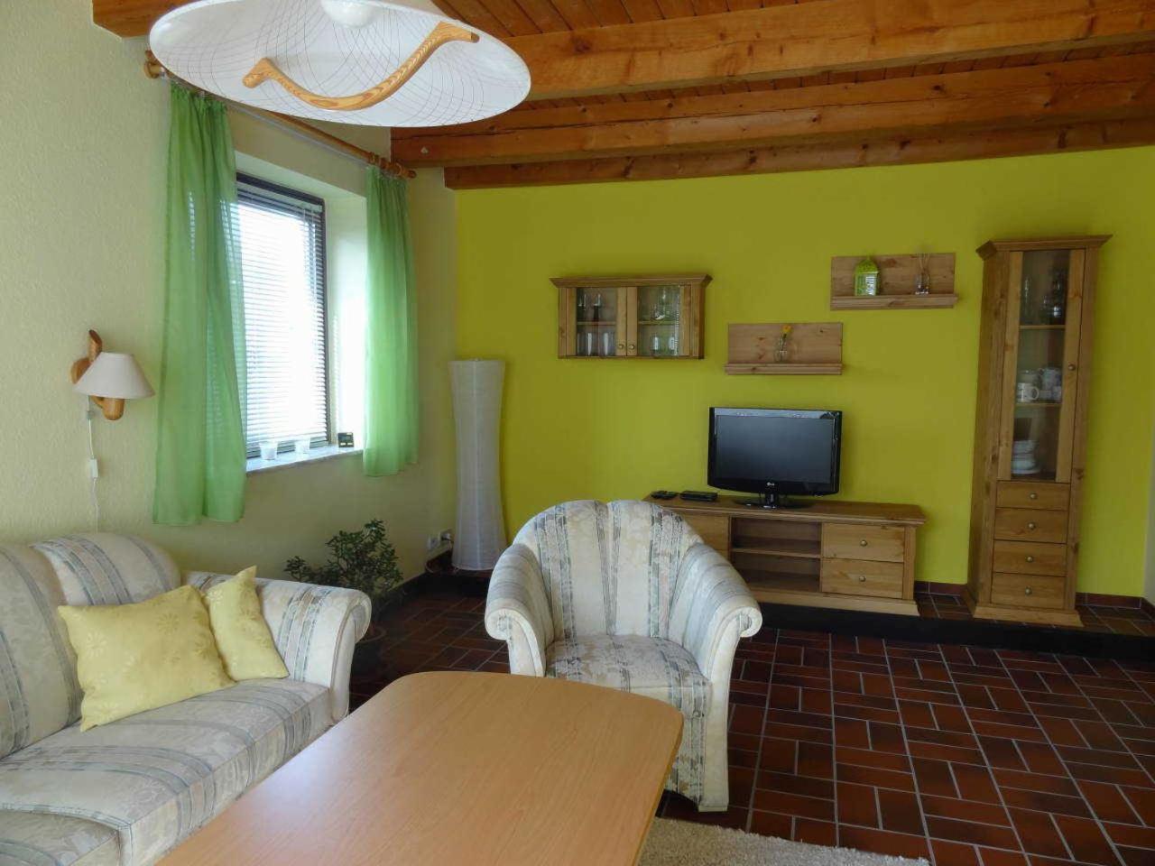 Heidelberg Viola Apartment นอยชตัดท์ อิน โฮลชไตน์ ภายนอก รูปภาพ