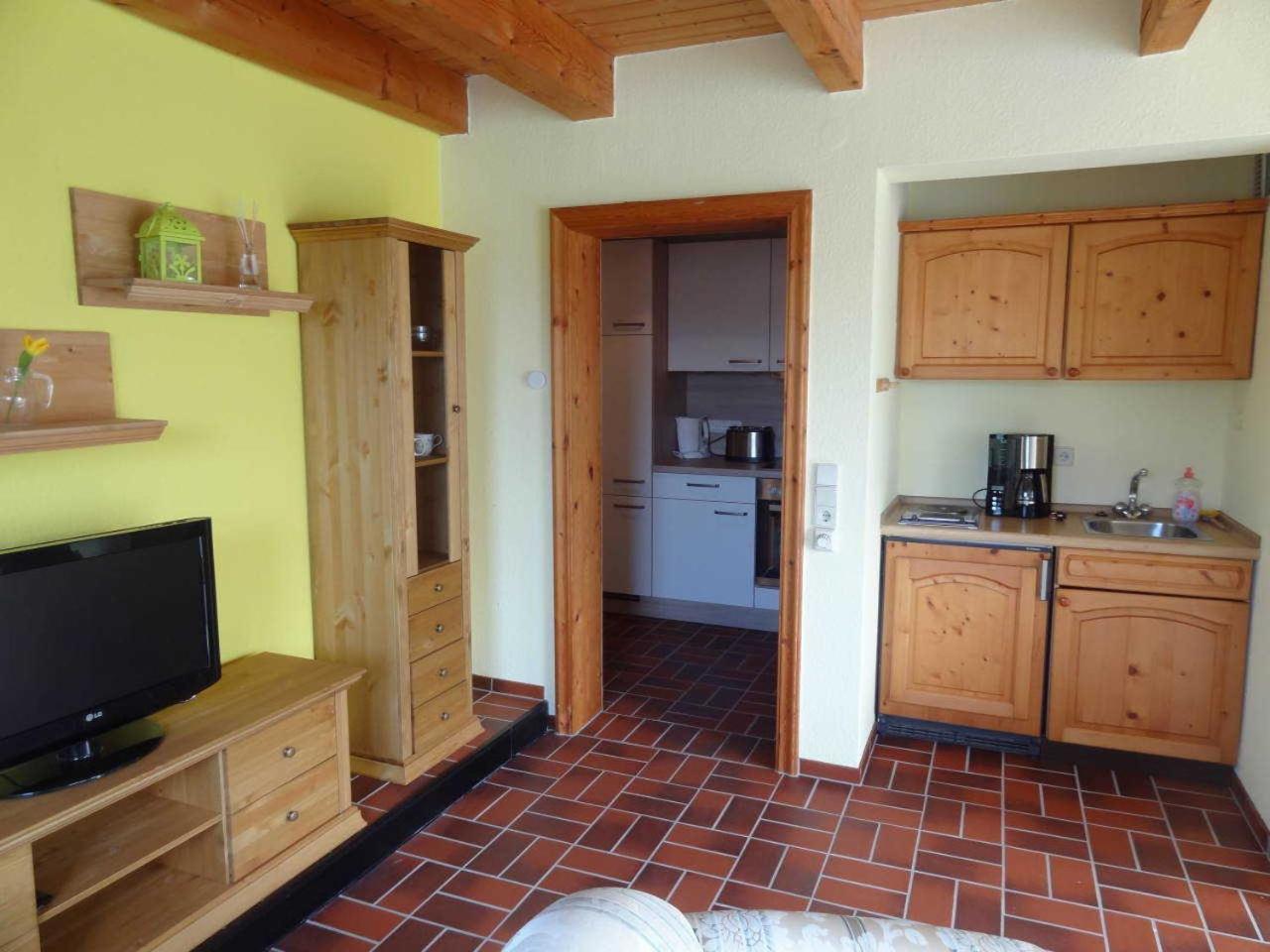 Heidelberg Viola Apartment นอยชตัดท์ อิน โฮลชไตน์ ภายนอก รูปภาพ